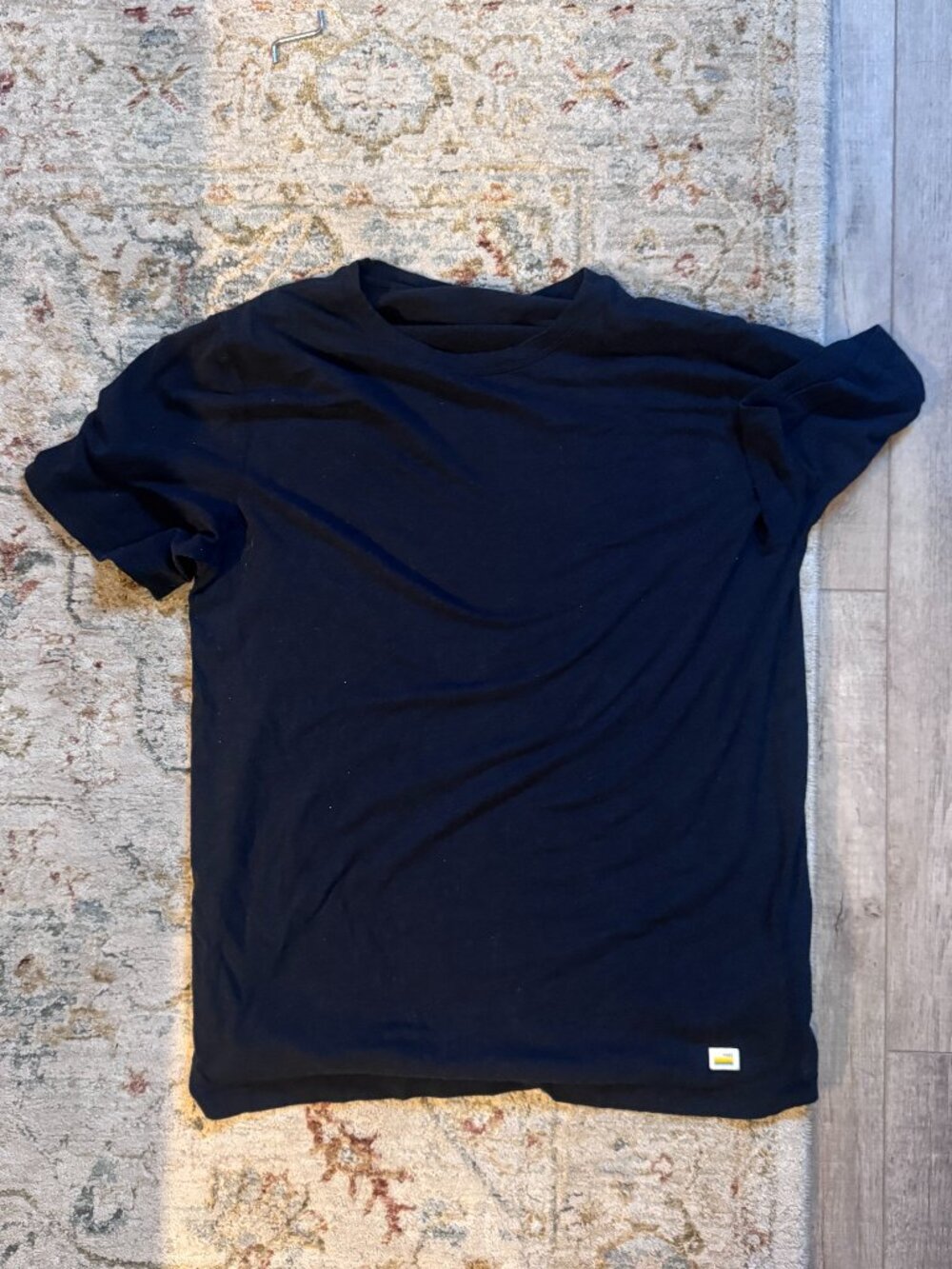 Vuori Strato Tech T-Shirt Mens Navy size Large